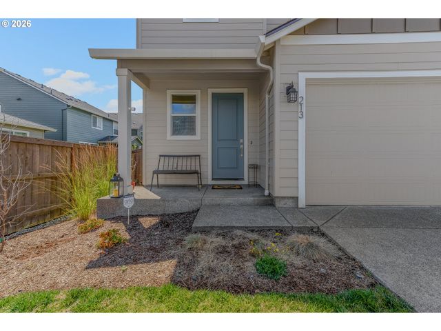 213 S 88TH Dr, Ridgefield, WA 98642