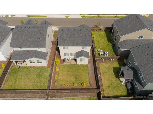 213 S 88TH Dr, Ridgefield, WA 98642