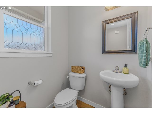 213 S 88TH Dr, Ridgefield, WA 98642