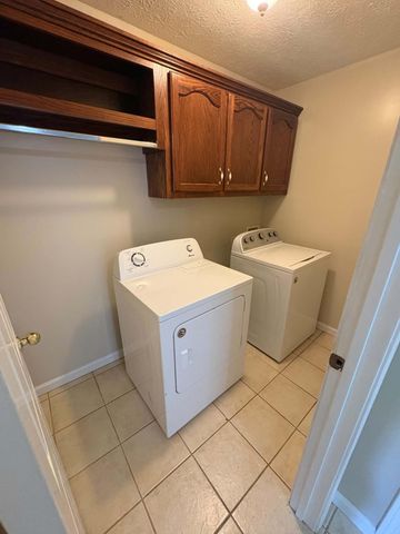 177 General Cleburne Drive, Richmond, KY 40475
