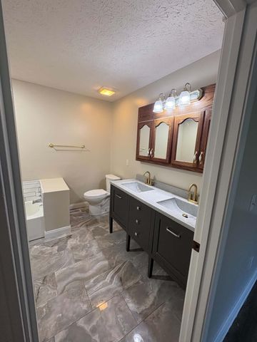177 General Cleburne Drive, Richmond, KY 40475