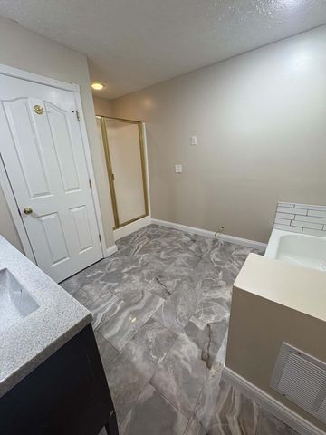 177 General Cleburne Drive, Richmond, KY 40475