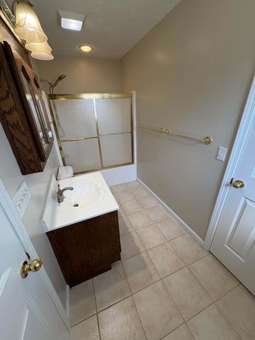 177 General Cleburne Drive, Richmond, KY 40475