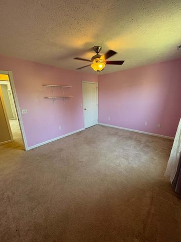 177 General Cleburne Drive, Richmond, KY 40475