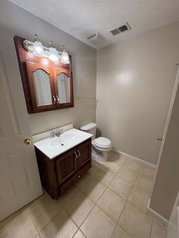 177 General Cleburne Drive, Richmond, KY 40475
