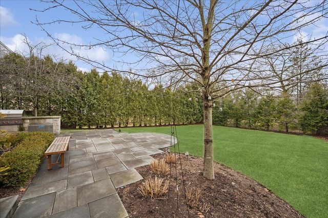 1020 Bluff Road, Glencoe, IL 60022