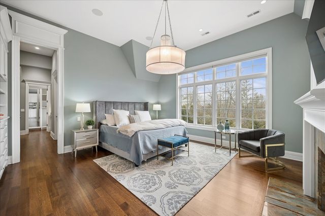 1020 Bluff Road, Glencoe, IL 60022