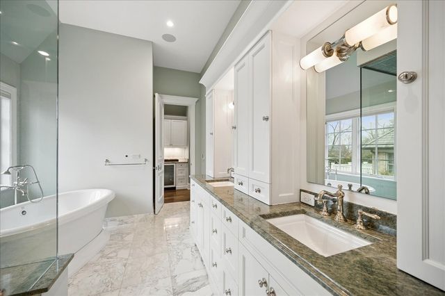 1020 Bluff Road, Glencoe, IL 60022