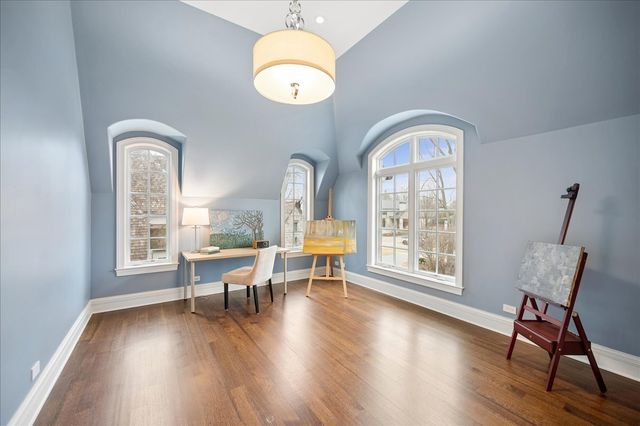 1020 Bluff Road, Glencoe, IL 60022