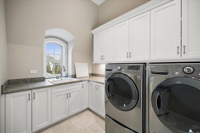 1020 Bluff Road, Glencoe, IL 60022