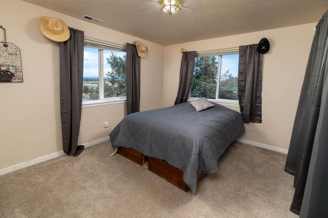 1221 NW Odem Avenue, Terrebonne, OR 97760