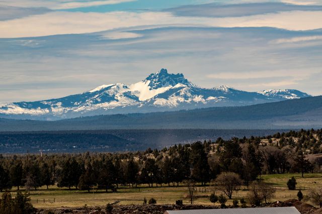 1221 NW Odem Avenue, Terrebonne, OR 97760