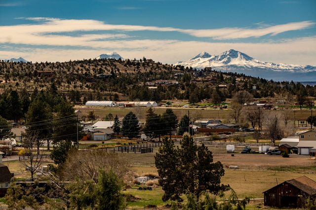 1221 NW Odem Avenue, Terrebonne, OR 97760