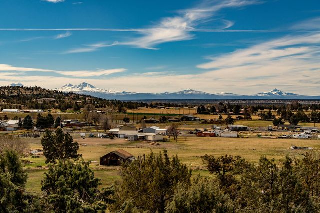 1221 NW Odem Avenue, Terrebonne, OR 97760