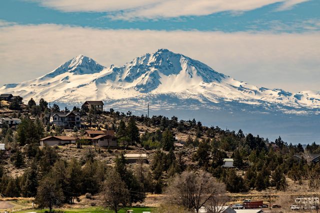 1221 NW Odem Avenue, Terrebonne, OR 97760