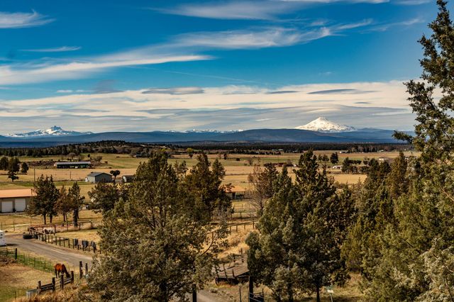 1221 NW Odem Avenue, Terrebonne, OR 97760