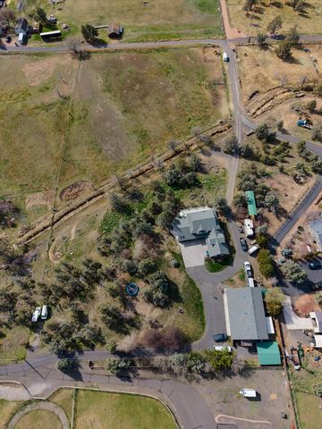 1221 NW Odem Avenue, Terrebonne, OR 97760