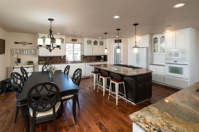 1221 NW Odem Avenue, Terrebonne, OR 97760