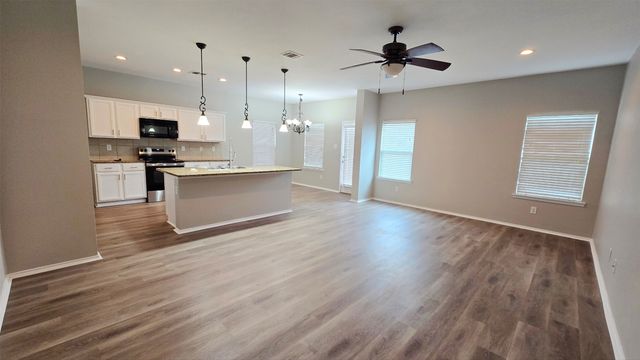 2101 Shady Glen Trail, Princeton, TX 75407