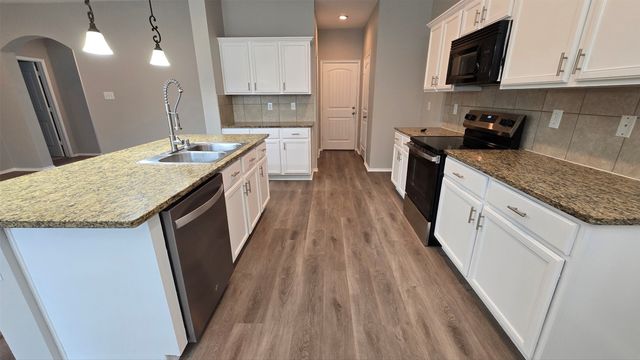 2101 Shady Glen Trail, Princeton, TX 75407
