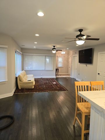 2325 Shady Lane, Highland Park, IL 60035