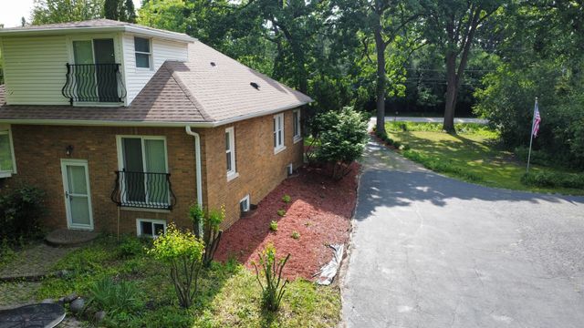 2325 Shady Lane, Highland Park, IL 60035