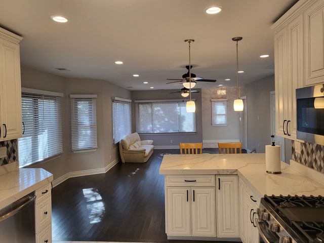 2325 Shady Lane, Highland Park, IL 60035