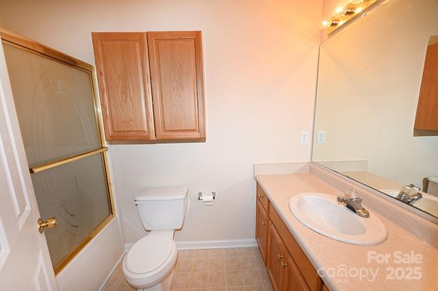 621 23rd Street NW, Hickory, NC 28601