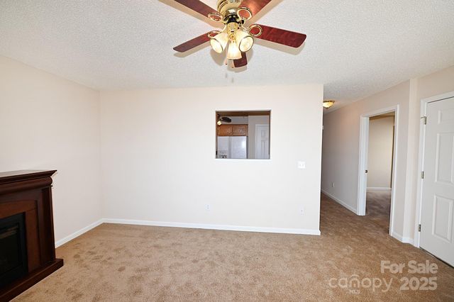 621 23rd Street NW, Hickory, NC 28601