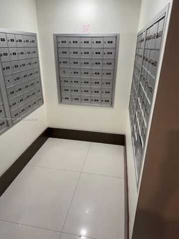 4242 NW 2nd St 1407, Miami, FL 33126