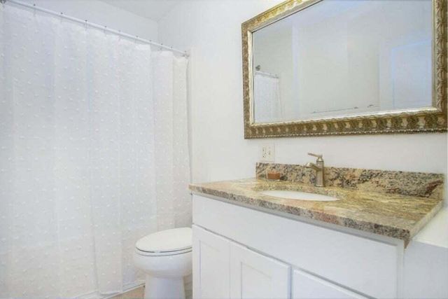 206 N Lake Avenue A & B, Spring Lake, MI 49456