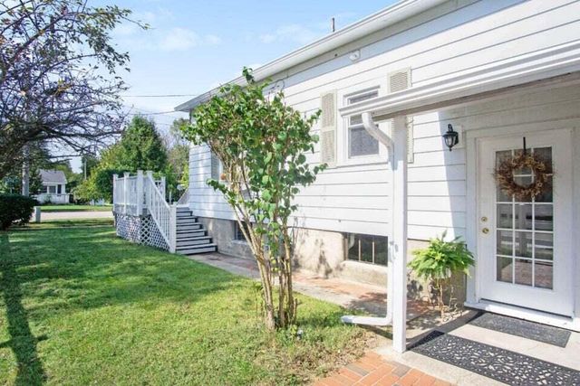 206 N Lake Avenue A & B, Spring Lake, MI 49456