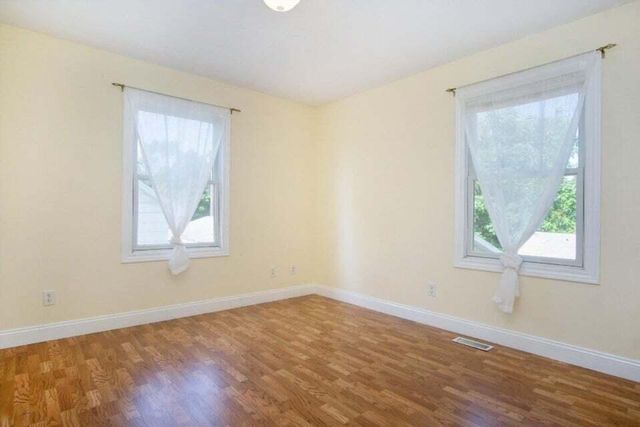 206 N Lake Avenue A & B, Spring Lake, MI 49456