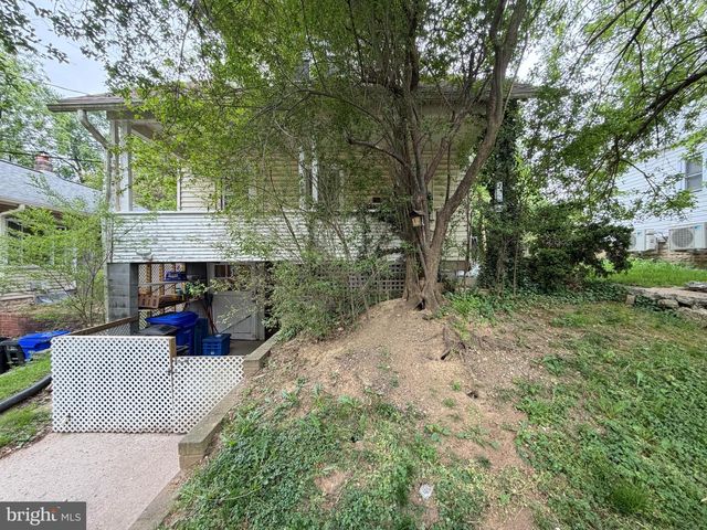 903 MAPLEWOOD AVE, Takoma Park, MD 20912