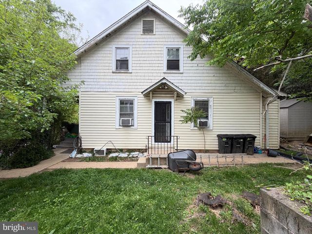 903 MAPLEWOOD AVE, Takoma Park, MD 20912