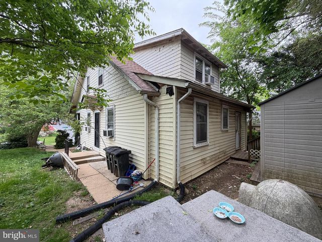 903 MAPLEWOOD AVE, Takoma Park, MD 20912
