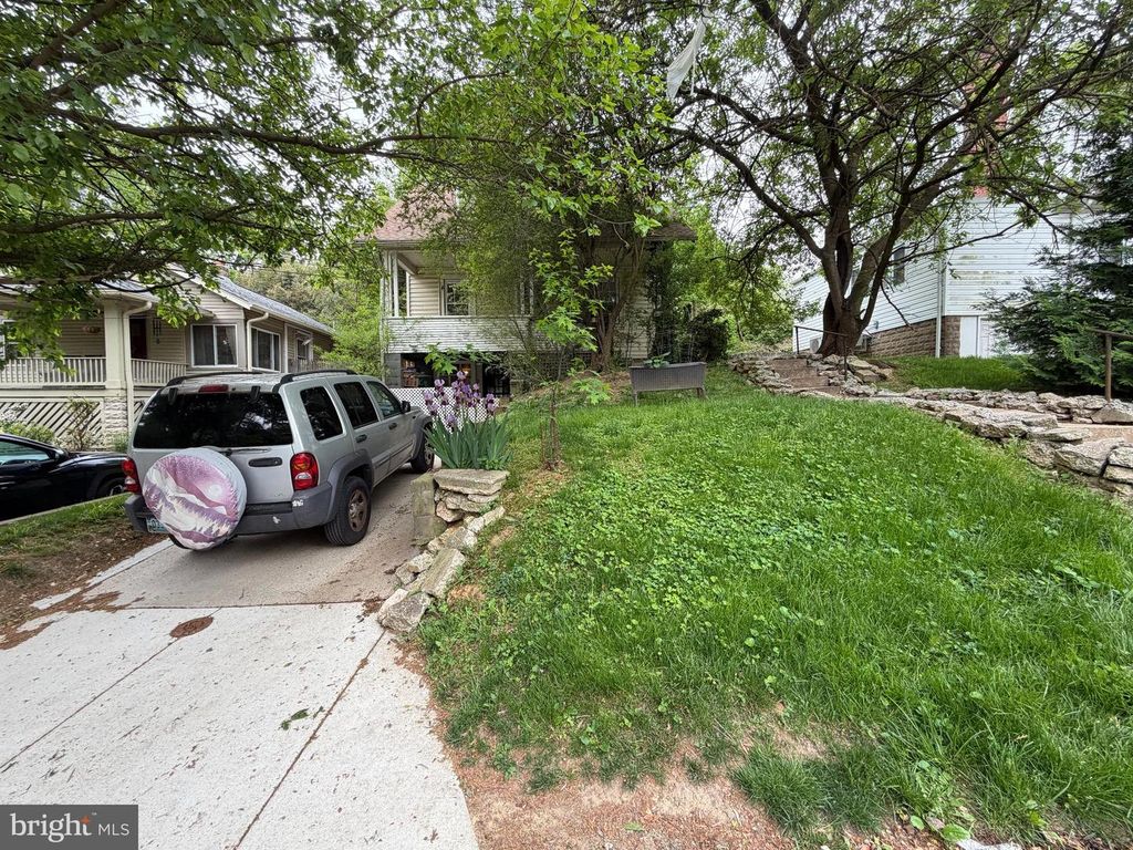 903 MAPLEWOOD AVE, Takoma Park, MD 20912