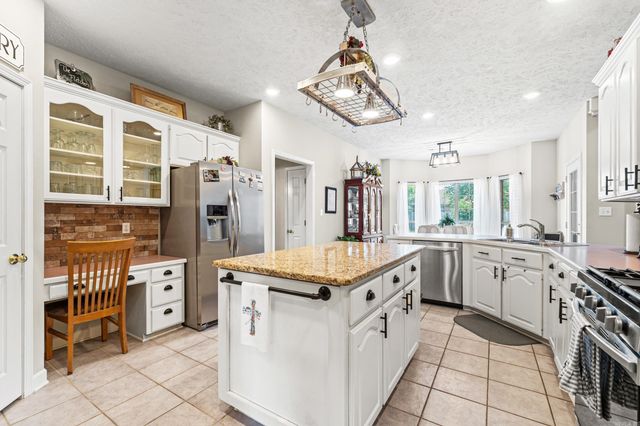 18 Ross Drive, Vilonia, AR 72173