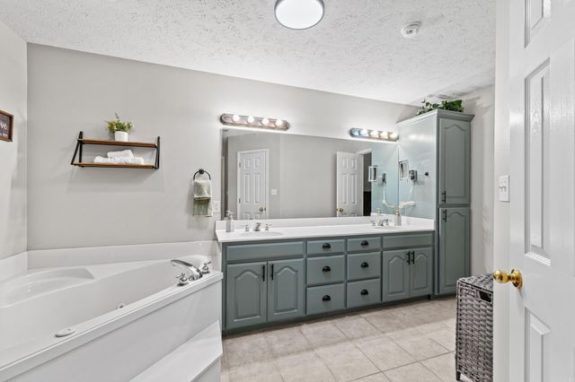 18 Ross Drive, Vilonia, AR 72173