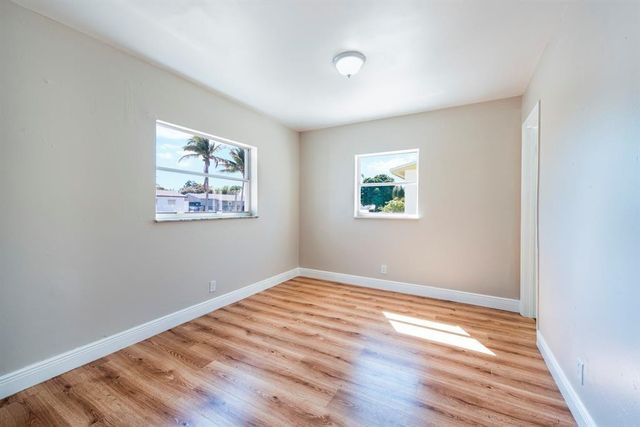 1031 SW 6th Way, Deerfield Beach, FL 33441