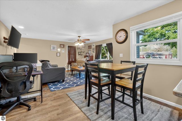 225 Grafton Avenue, Alma, MI 48801