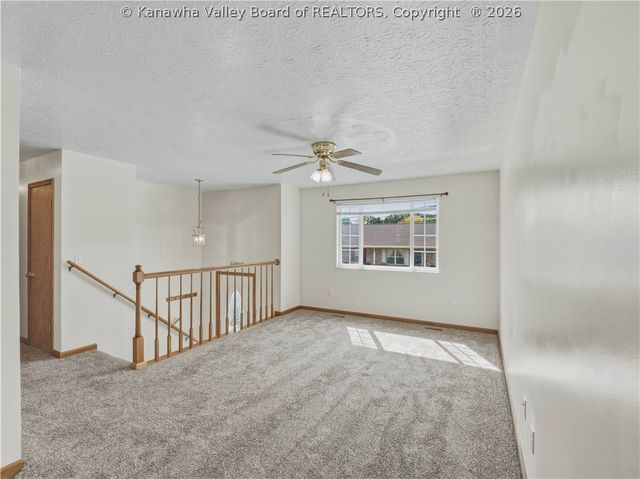 1702 Jackson Avenue, St Albans, WV 25177