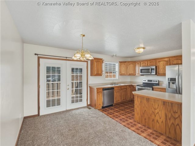 1702 Jackson Avenue, St Albans, WV 25177