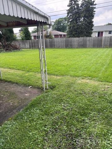 881 Sanders Drive, Hamilton, OH 45013