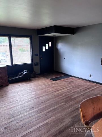 881 Sanders Drive, Hamilton, OH 45013