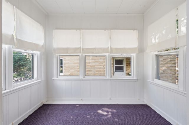 245 Derbyshire Road, Waterloo, IA 50701