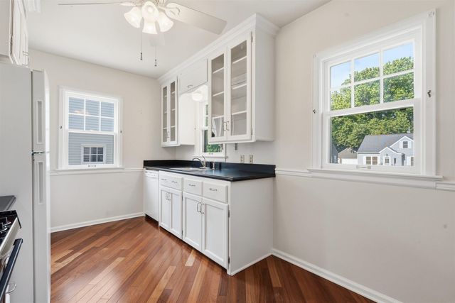 245 Derbyshire Road, Waterloo, IA 50701