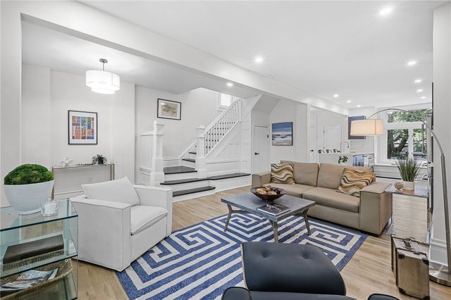1108 E End Ave, Regent Square, PA 15218