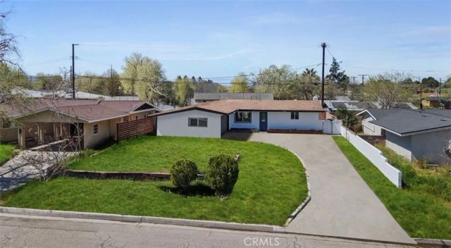 44715 Gingham, Lancaster, CA 93535