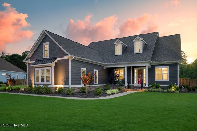 3795 Old Crabapple Court NE, Leland, NC 28451